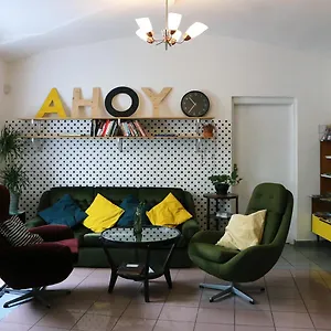 Boudnik Hostel